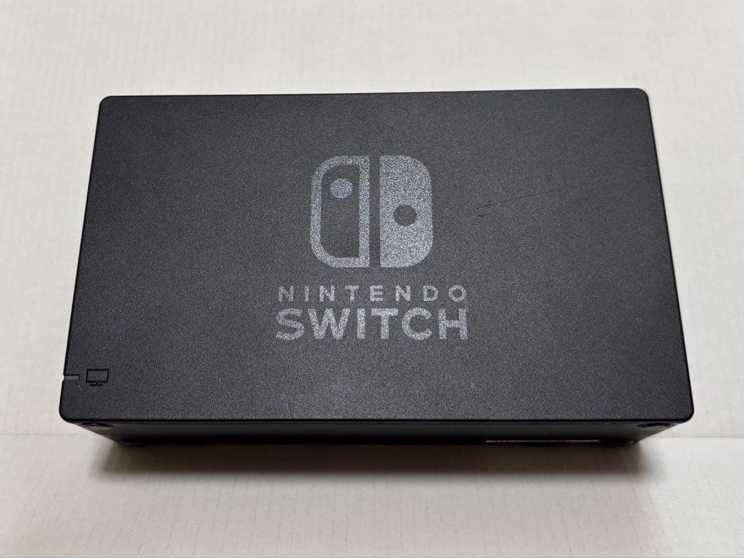 Nintendo Switch 本体+ジョイコン+マリカージョイコンハンドル