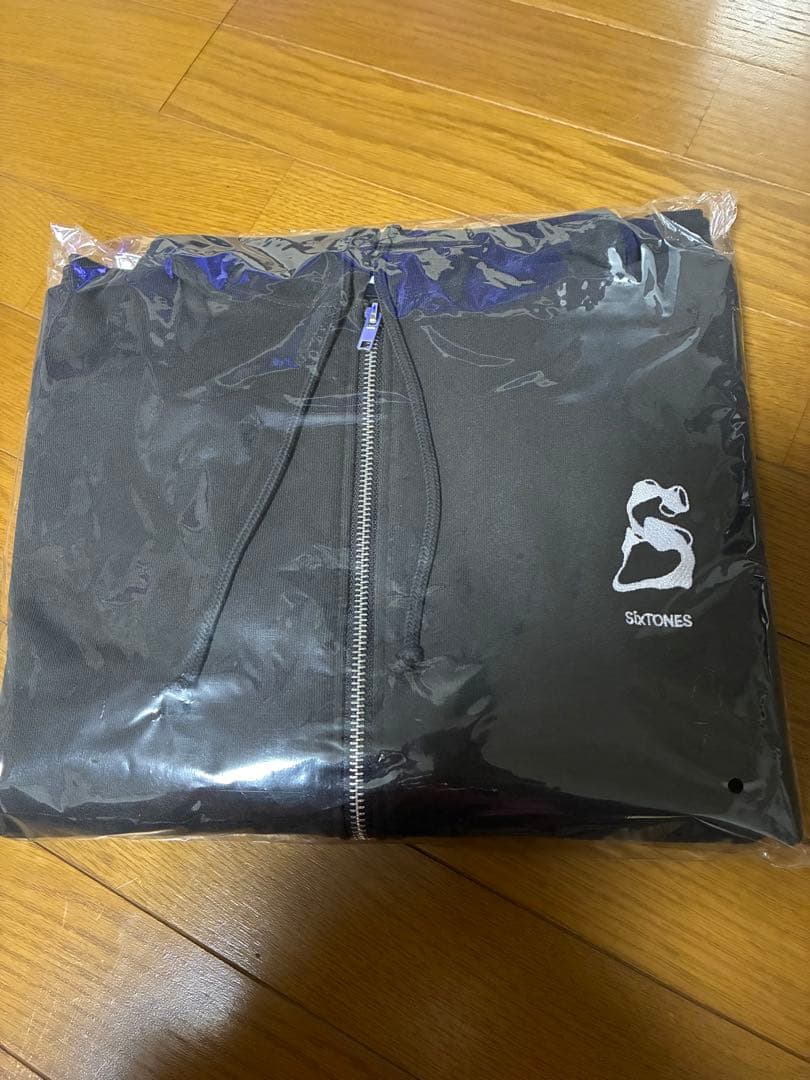 MILE SixTONES パーカー