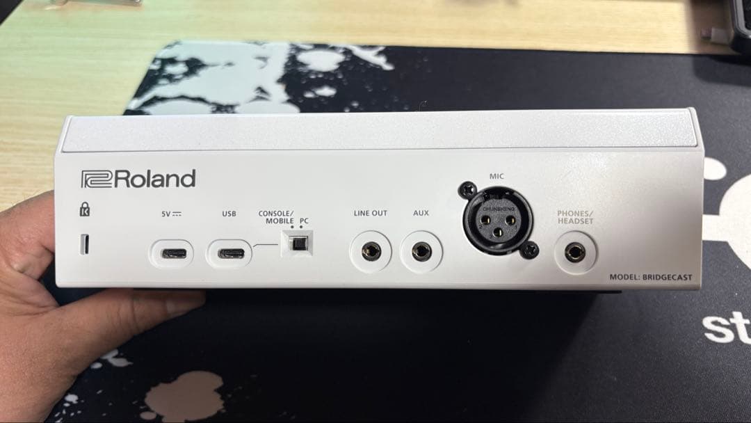 Roland BRIDGE CAST オーディオインターフェイス【未使用に近い】