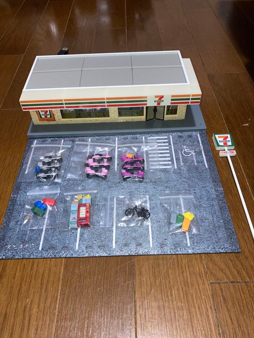 1/64 ジオラマ セブンイレブン コンビニ
