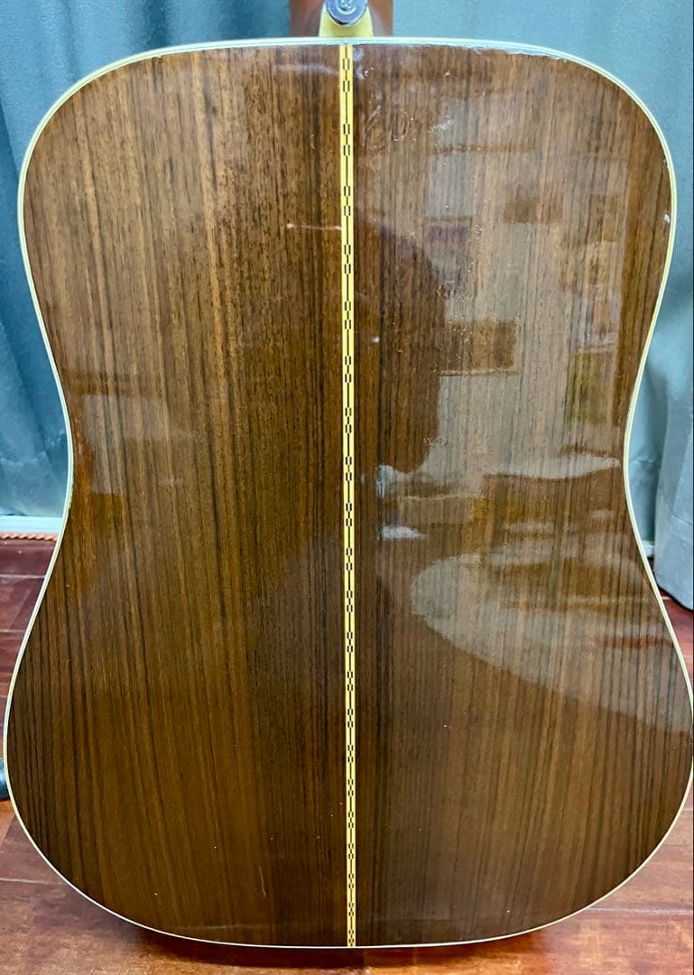 マーチンD28 ヴィンテージ　1975年製　激鳴り