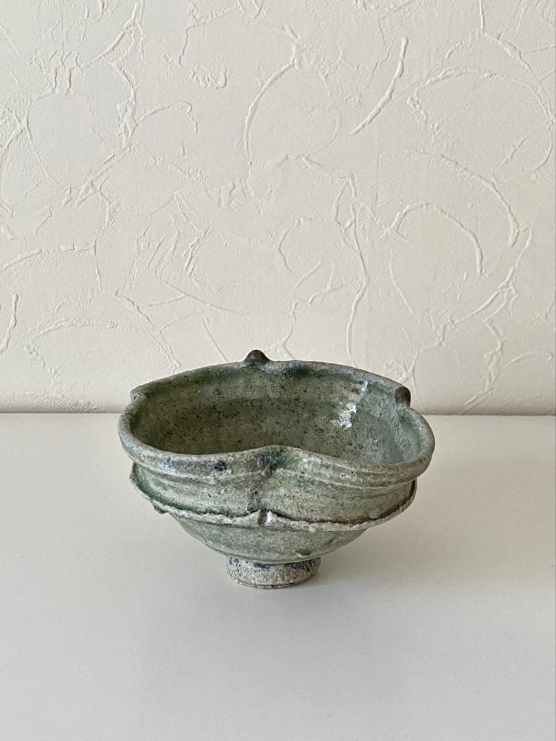 辻村唯　自然釉輪花茶盌