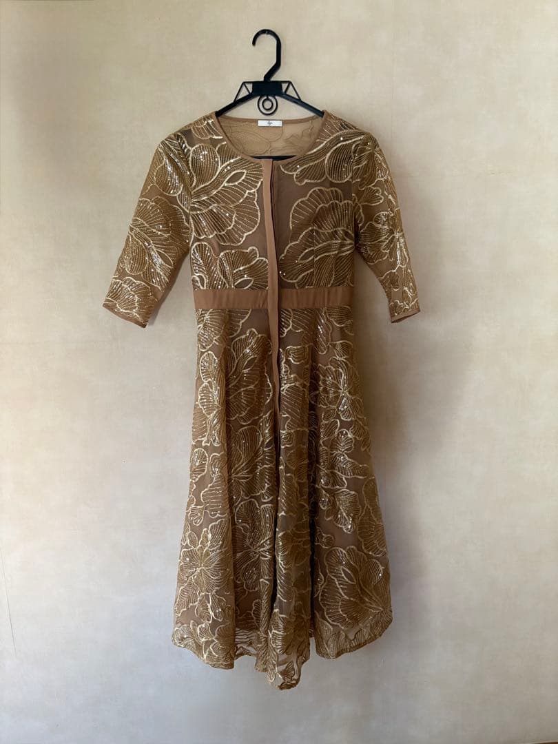 値下げ❣️reja オケージョンドレス 花柄刺繍パイピングフレアロングワンピース