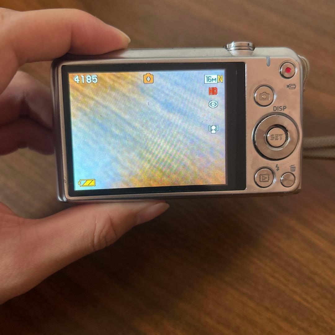 CASIO EXILIM 6メガピクセル コンパクトカメラ