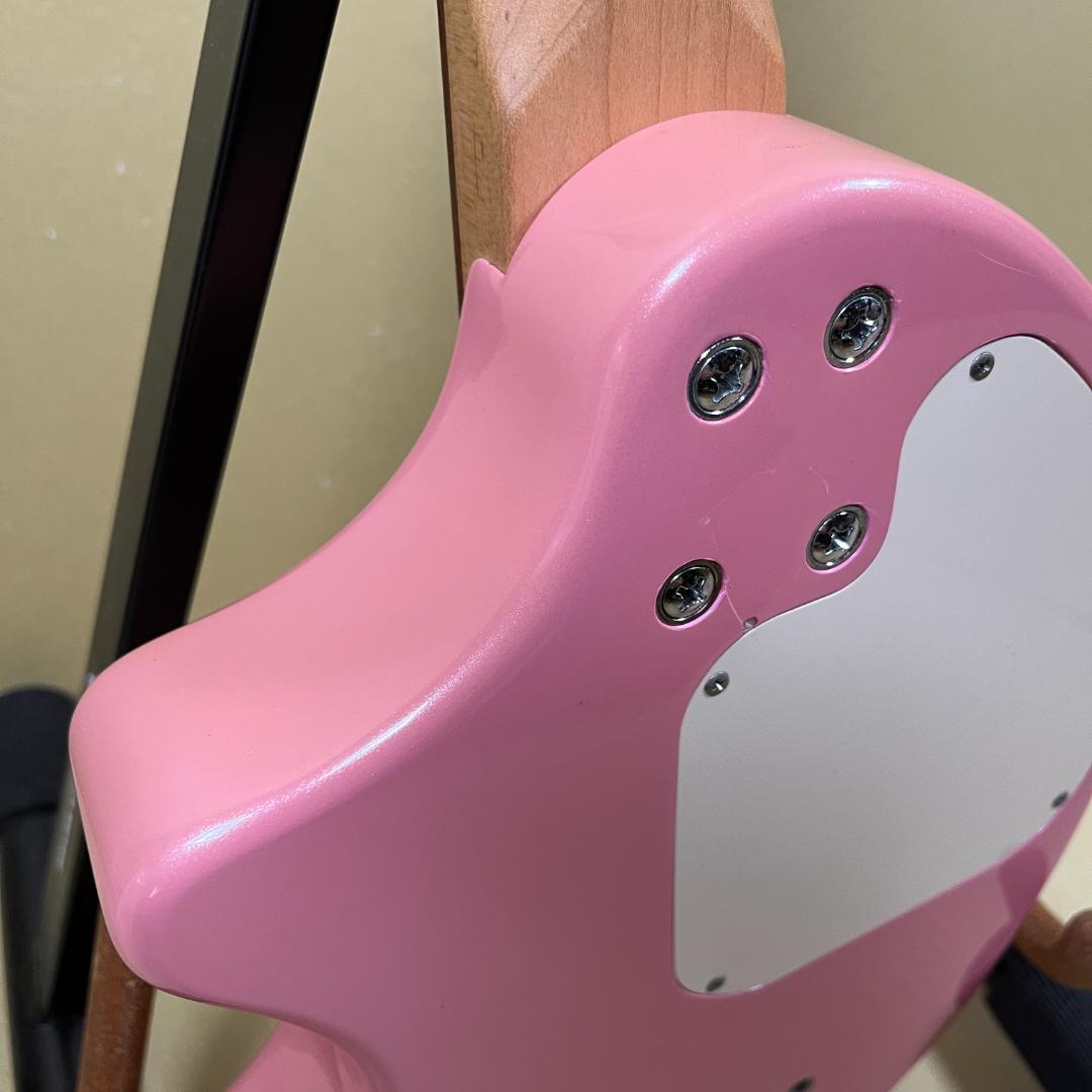 Fernandes ZO-3HK Hello Kitty サンリオ コラボモデル
