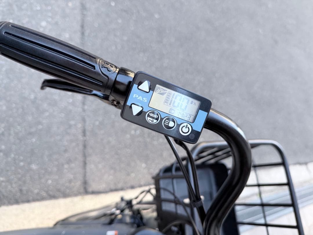 子供乗せ　ヤマハ　電動アシスト自転車 チャイルドシート付き グレー