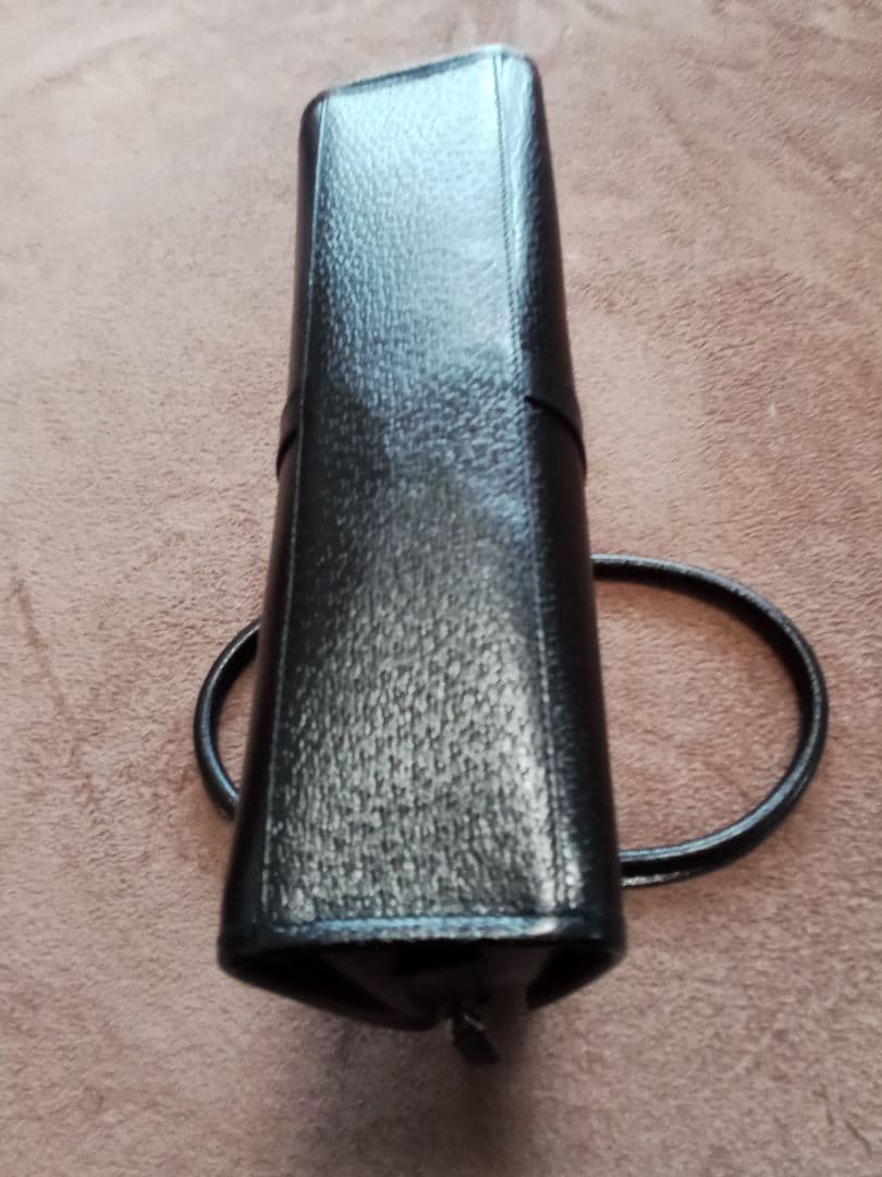 グッチ　ブラックバッグ