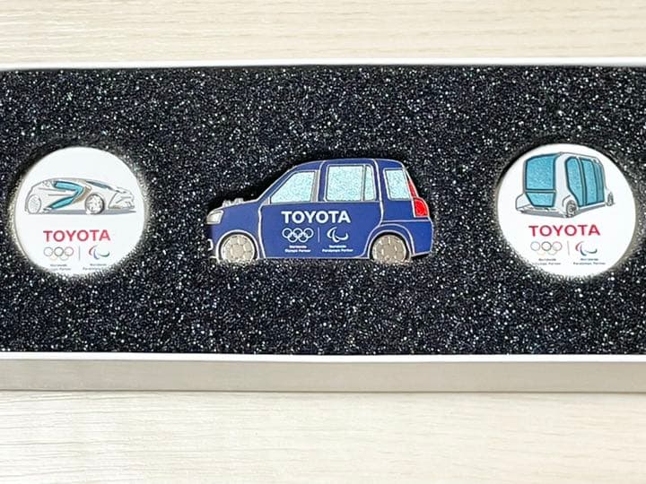 ★非売品　トヨタ　東京オリンピックパラリンピック　記念ピンバッジ★