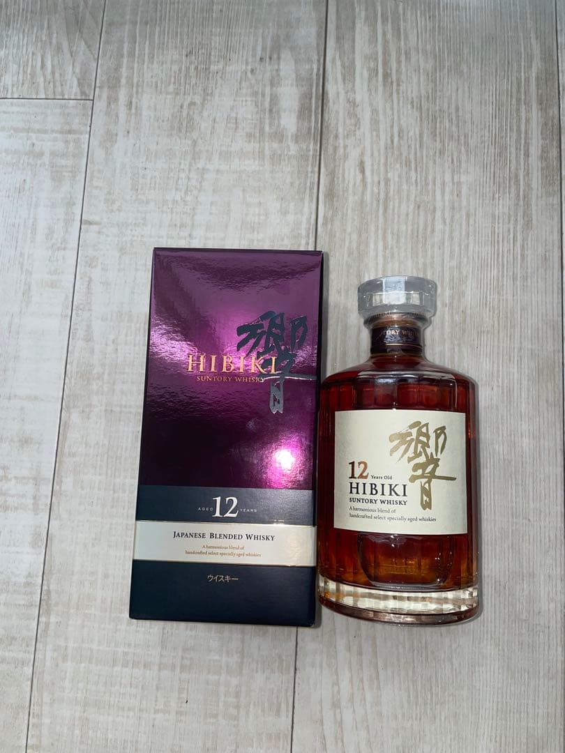 HIBIKI 12年 サントリーウイスキー 700ml