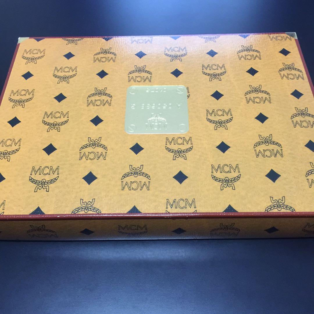 MCMのタオルセット