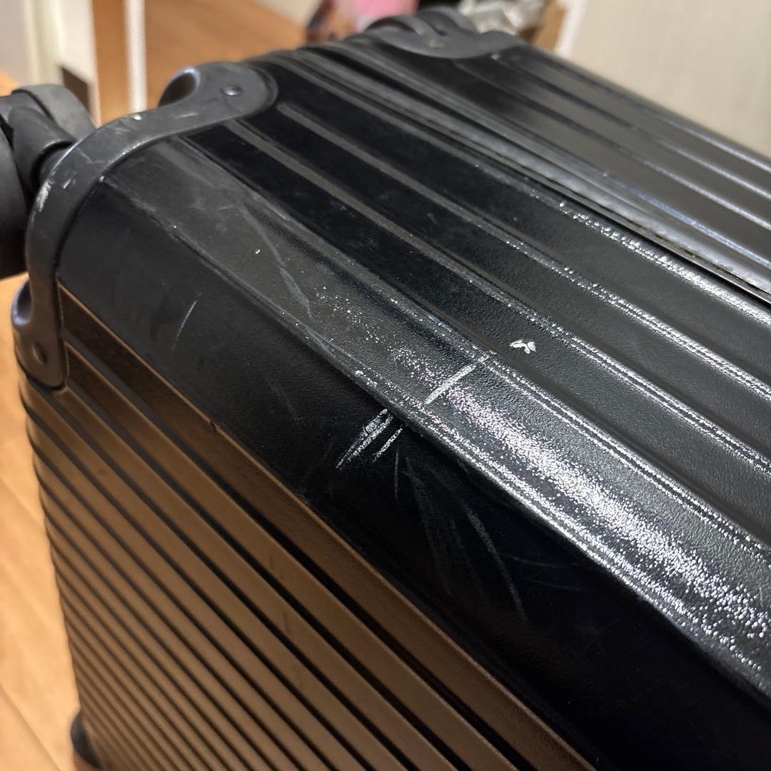 Rimowa リモワ　黒　大型スーツケース