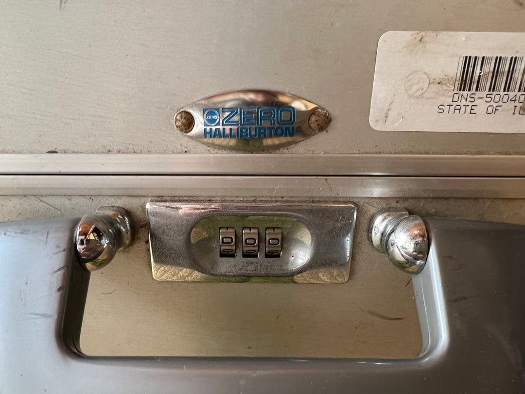 ゼロハリバートン　アルミトラベルケース