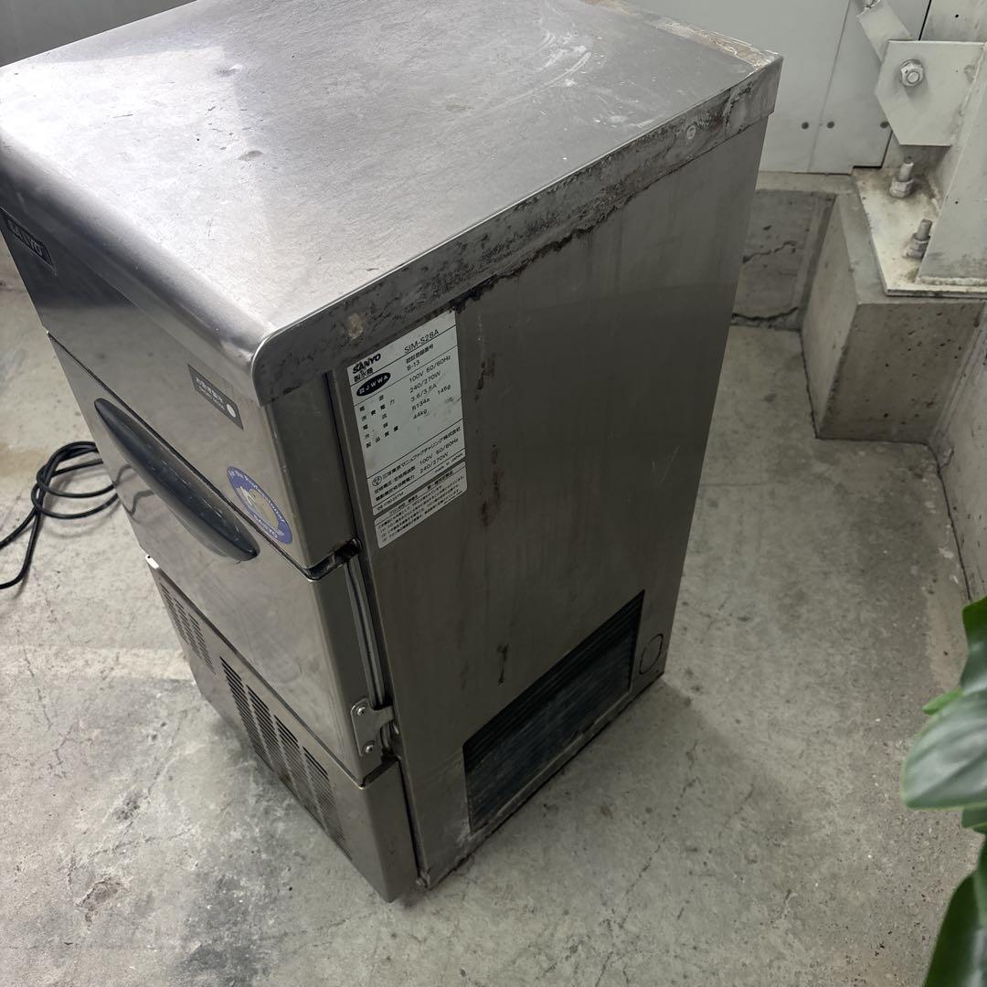 サンヨー 業務用製氷機 SIM-S28A ジャンク 部品取り