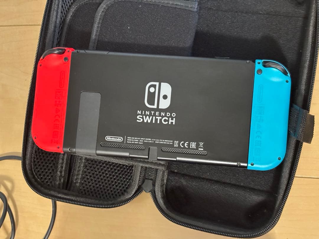 Nintendo Switch 本体 ネオンブルー/ネオンレッド ケース付