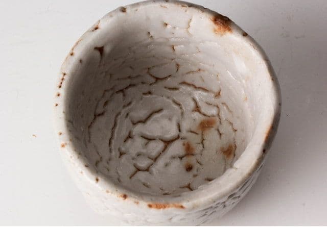 【佳香】玉置保夫 志野ぐい呑 共箱 共布