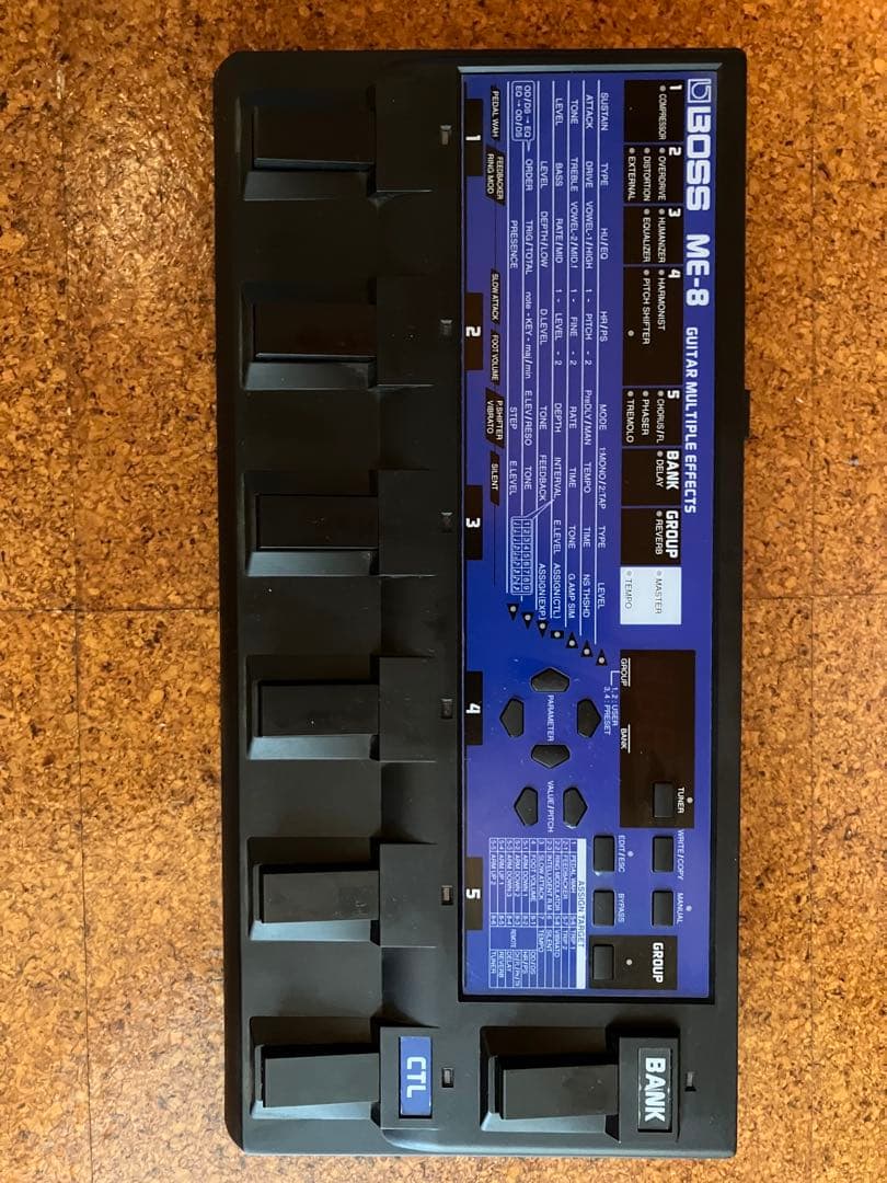 BOSS ME-8 マルチエフェクター