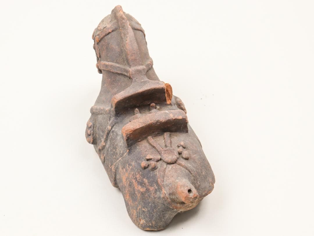 埴輪馬 発掘 土器 古墳 動物埴輪 ハニワ