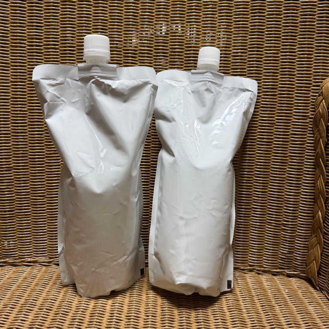 新品 U-MA ウーマシャンプープレミアム 詰め替えECOパック700ml×2袋