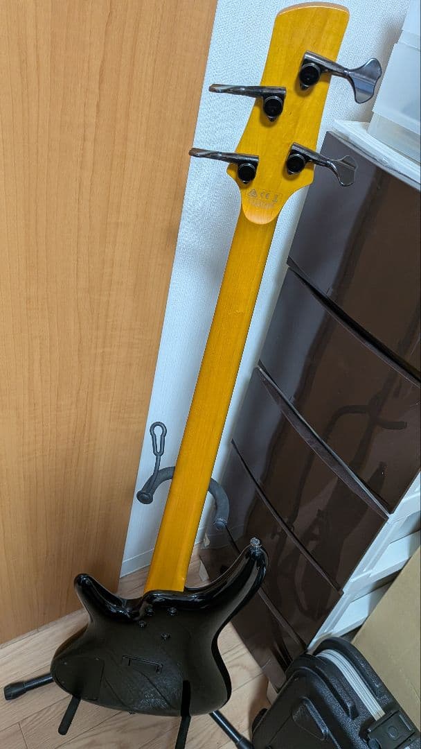 ベース Ibanez Prestige SR2500