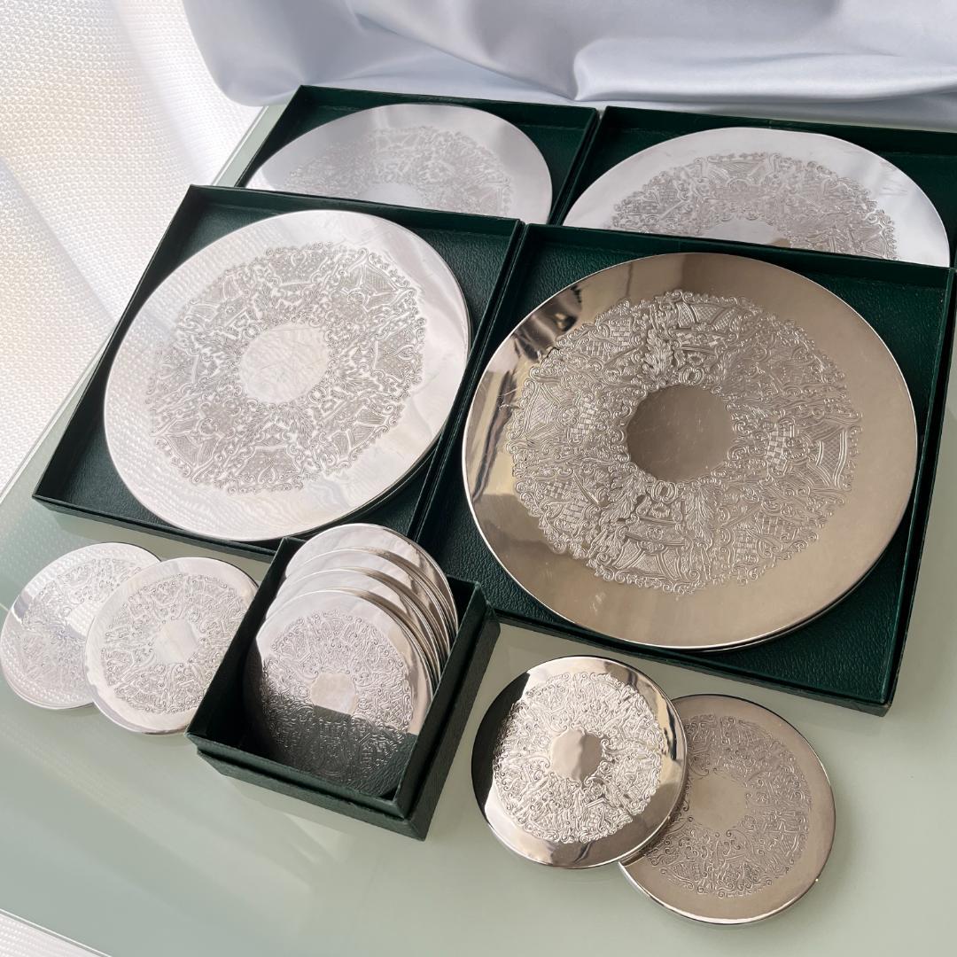 【英国】 プレースマット 23cm / コースター 10cm　各8枚