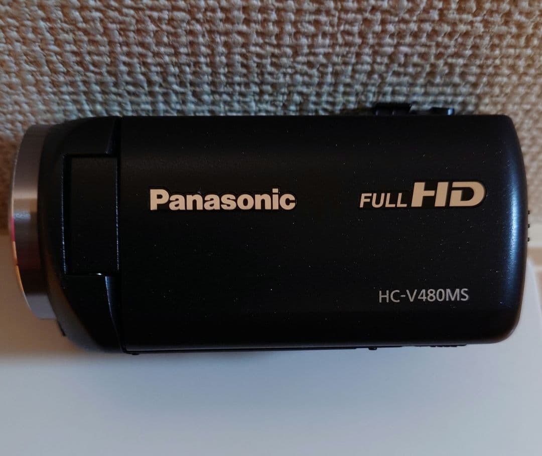 [美品]PanasonicHC-V480MSビデオカメラ+SDカード+三脚セット