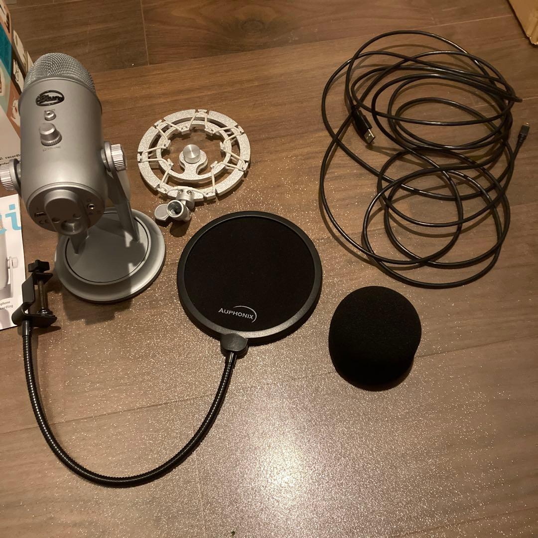 Blue Yeti ゲーミングマイク スペースグレイ