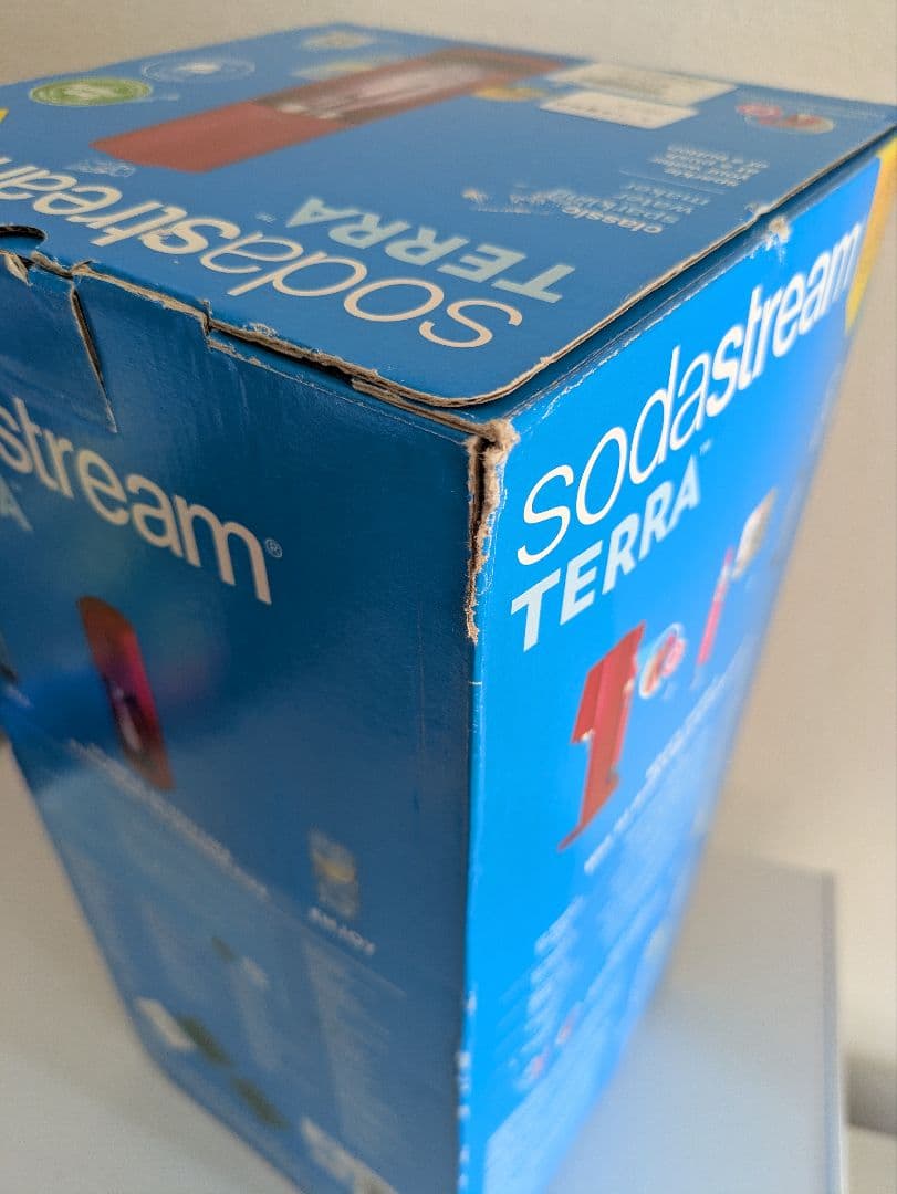 sodastream TERRA 炭酸水メーカー レッド 送料無料