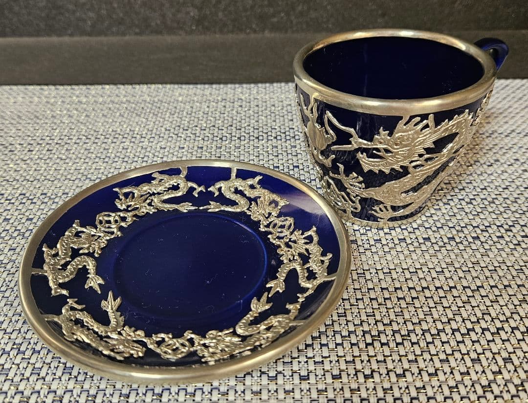 【華美❗】中国美術　瑠璃釉　錫廻し　玉取双龍の図　五爪の龍の図　カップ&ソーサー