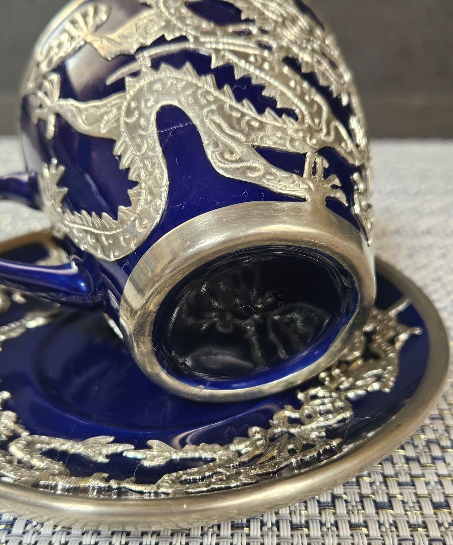 【華美❗】中国美術　瑠璃釉　錫廻し　玉取双龍の図　五爪の龍の図　カップ&ソーサー