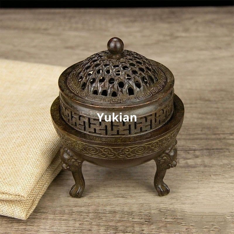 三層獅足祥雲紋薫香炉 三足銅炉 格子蓋 香道具 装飾品 工芸品 美術品