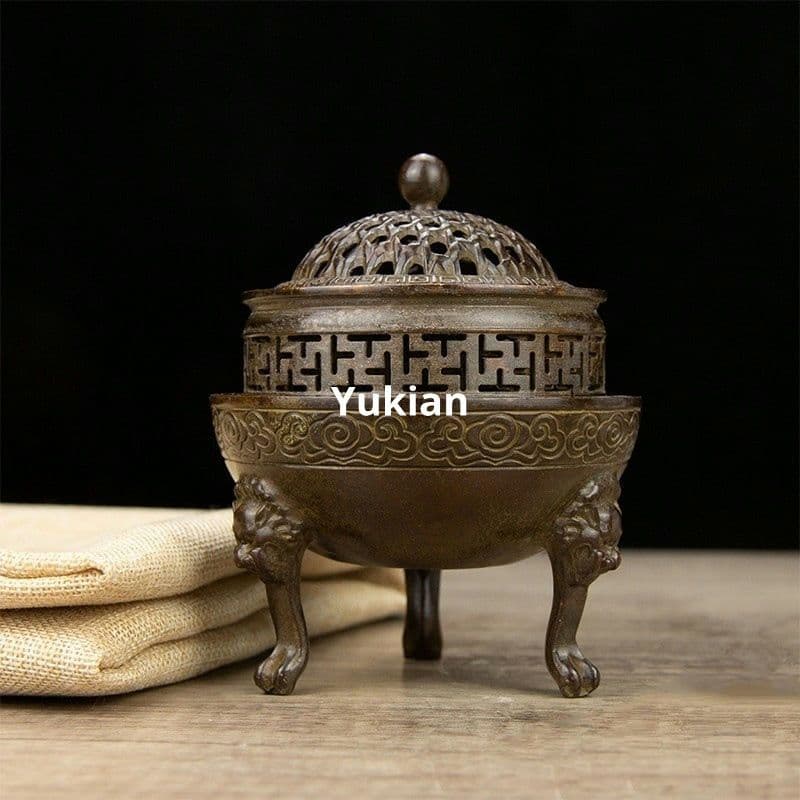 三層獅足祥雲紋薫香炉 三足銅炉 格子蓋 香道具 装飾品 工芸品 美術品