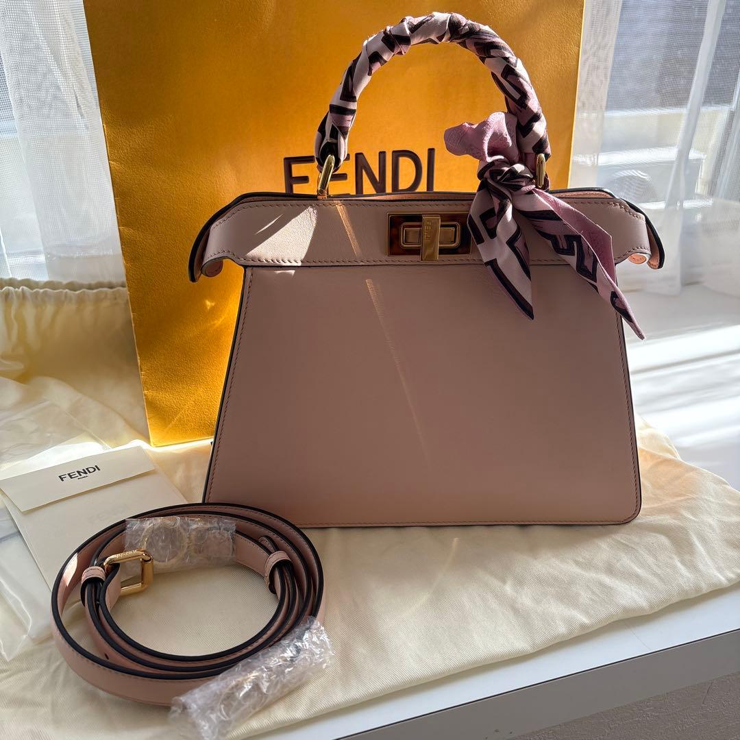 【フェンディ】ピーカブーアイシーユースモールピンクべっ甲