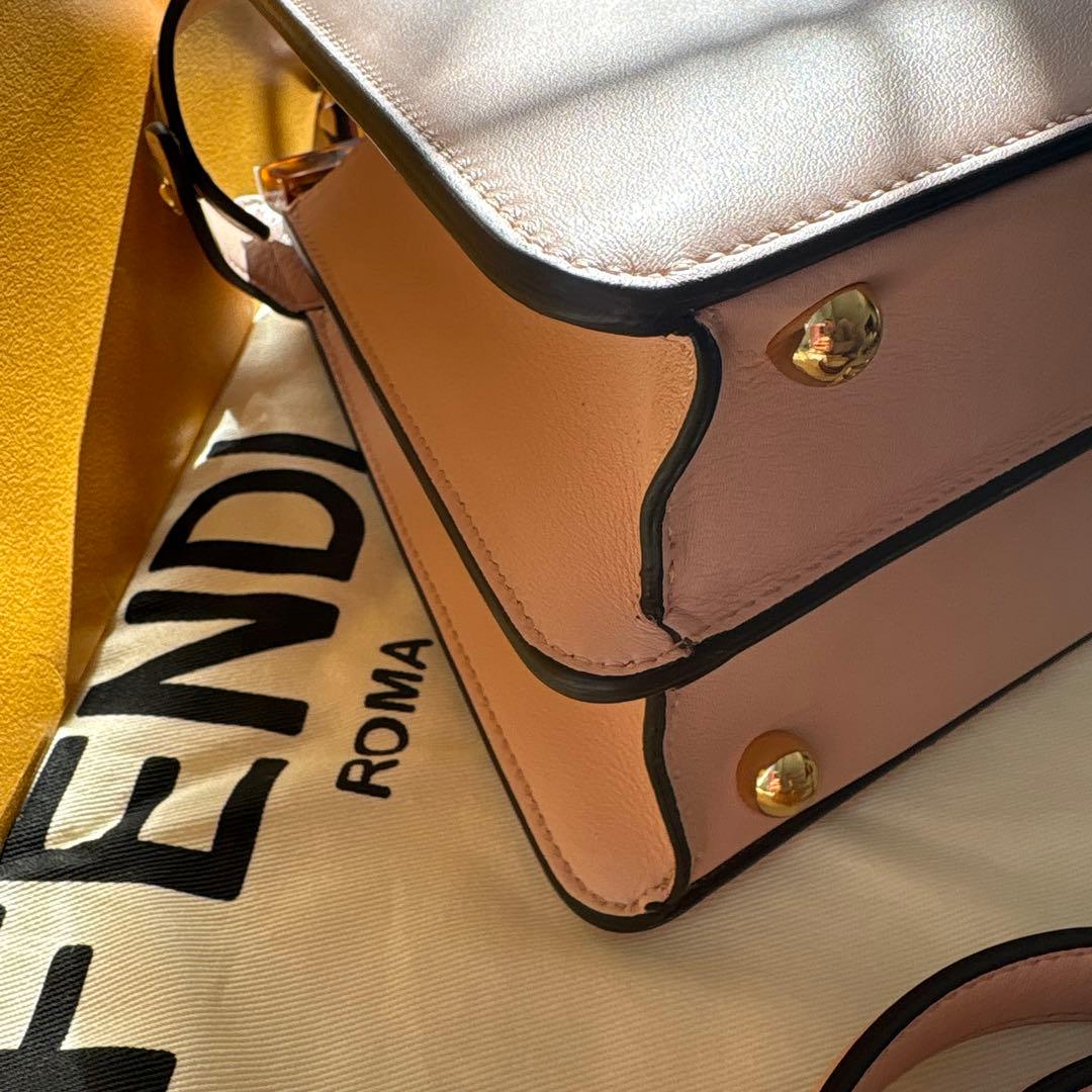 【フェンディ】ピーカブーアイシーユースモールピンクべっ甲