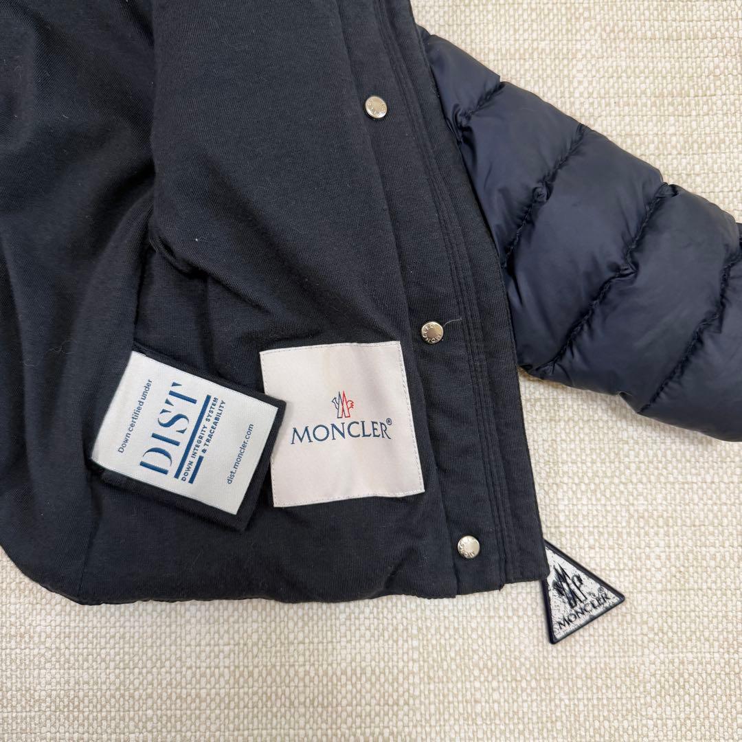 モンクレールキッズ　ベビーアウター　92