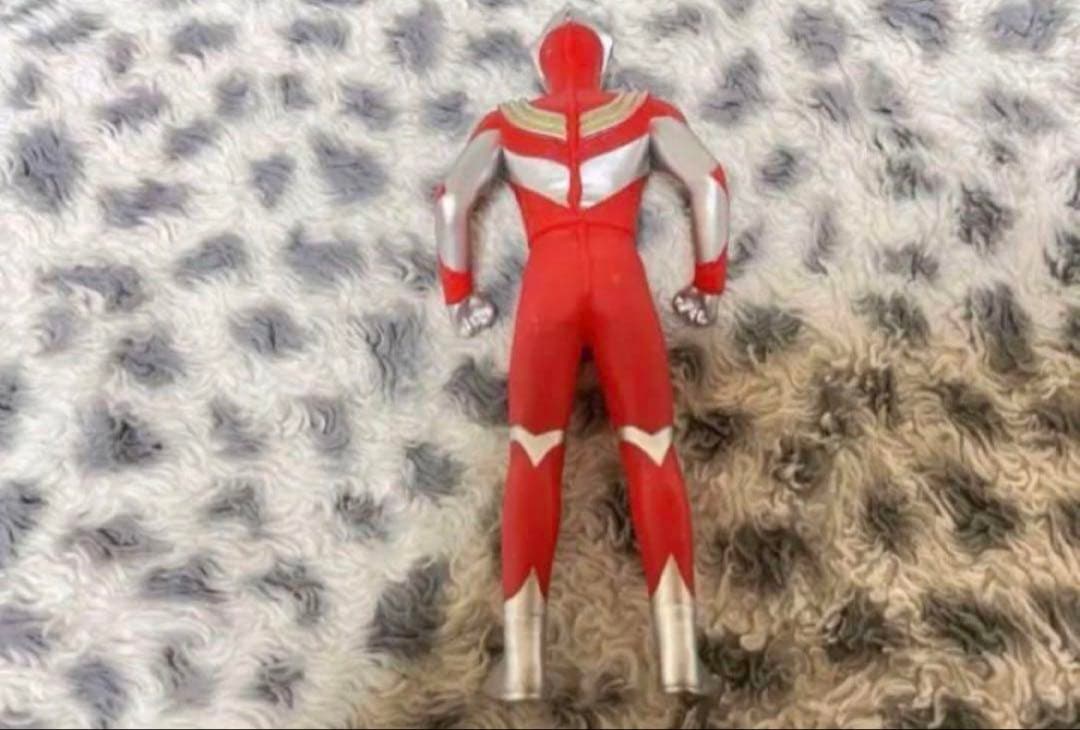 【希望金額で売ります】ウルトラマンティガ パワータイプ フィギュア