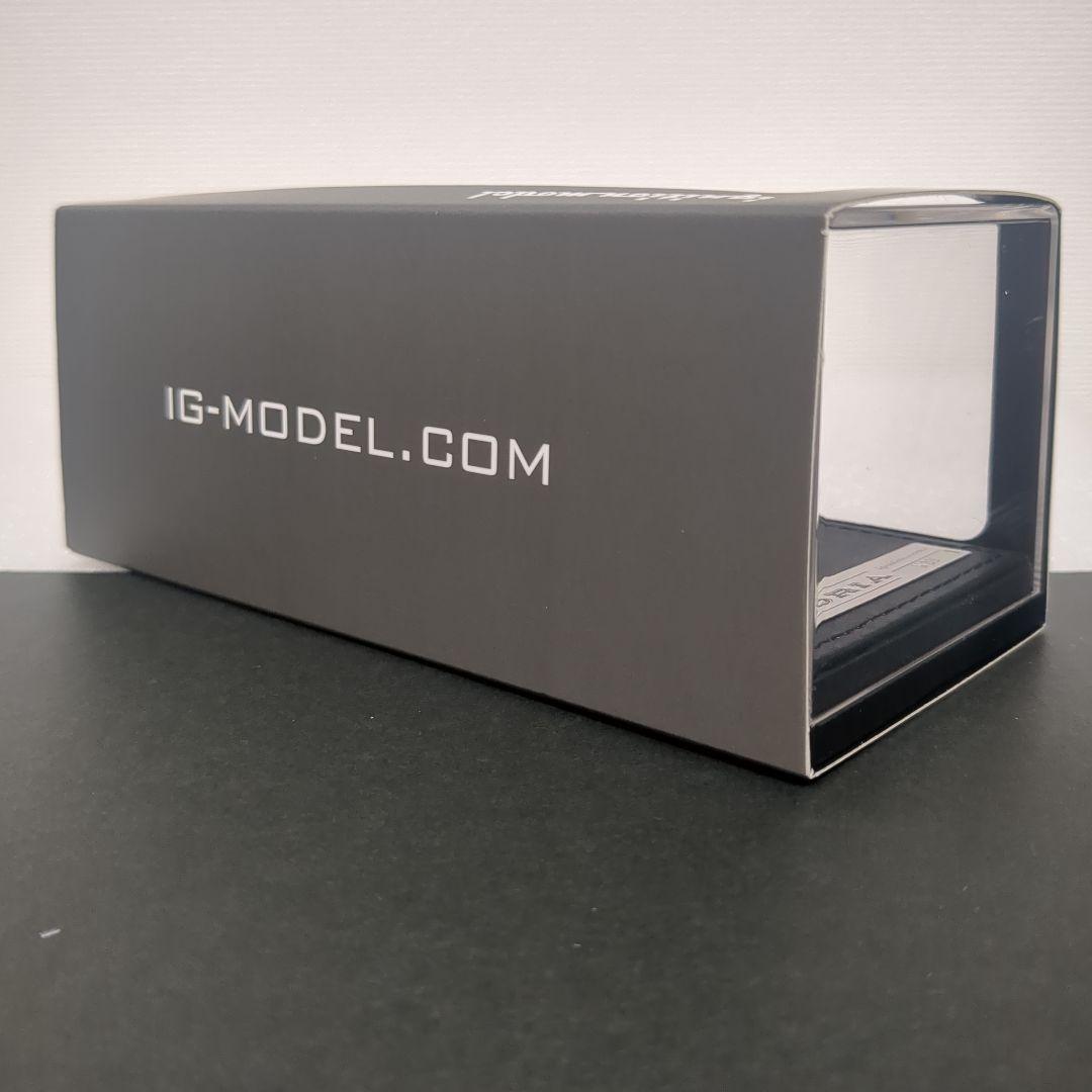 希少 日産グロリア Y30 4ドア ハードトップ Brougham VIP