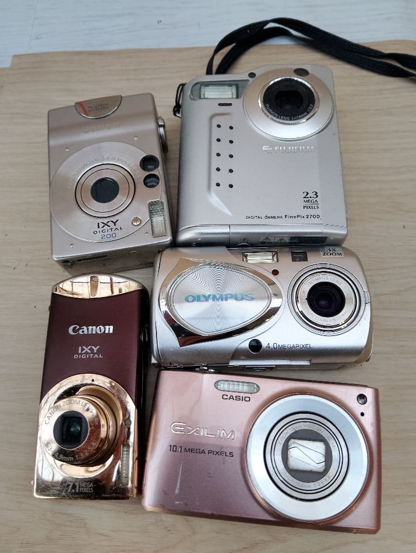 Canon IXY DIGITAL などまとめて5台ジャンク(よ13)