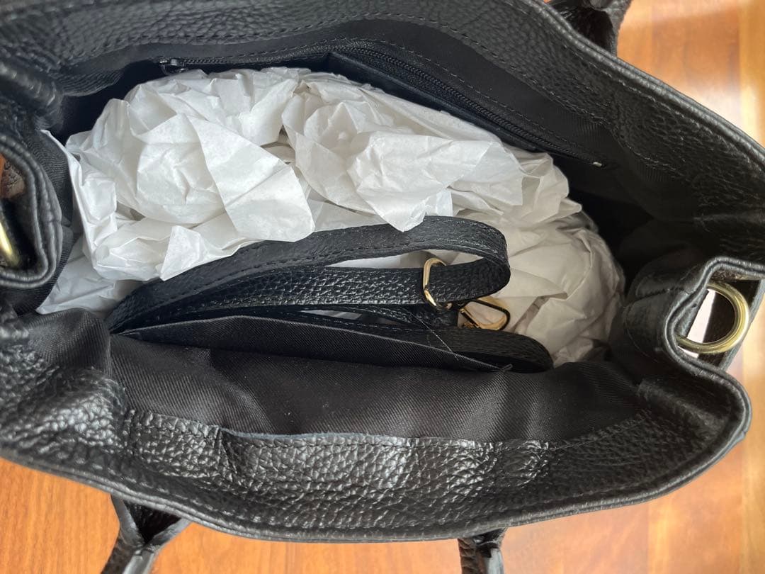 【美品】オウレンティ　レザー ブラック ハンドバッグ