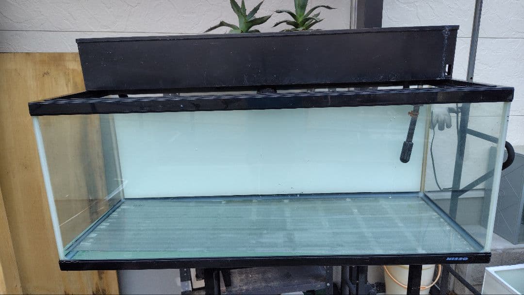 NISSO　1200水槽　ガラス水槽（上部フィルター付き）