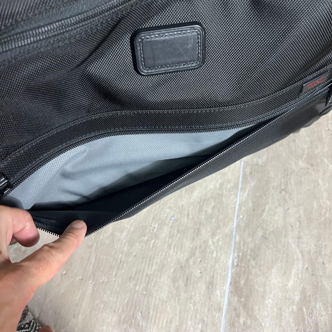 極美品 TUMI ALPHA2 4輪 キャリーケース 22652D2 機内持込可