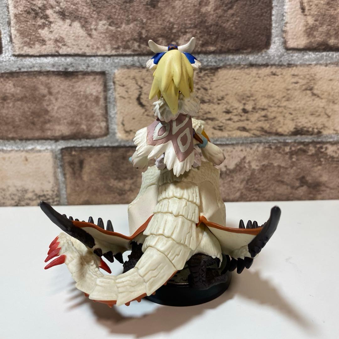 amiibo ベリオロス（ヒョウガ）＆アユリア　アミーボ　モンハン