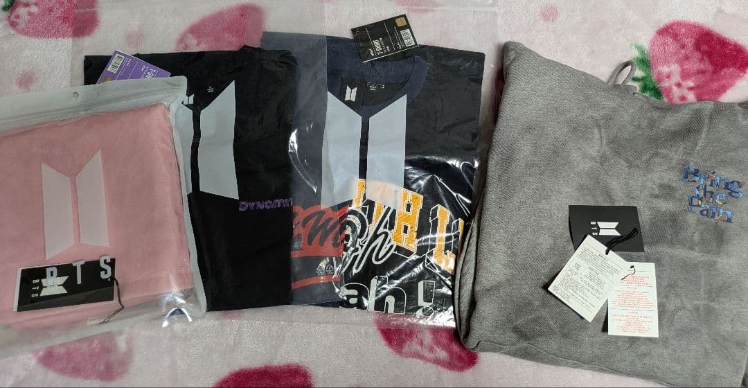 BTS アパレル まとめ売り