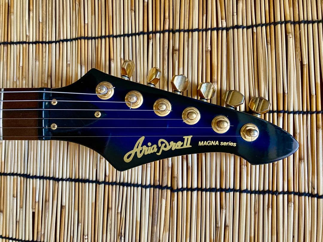 ☆値下決断　☆ 貴賓ある群青色　多機能搭載　　Aria Pro II ST