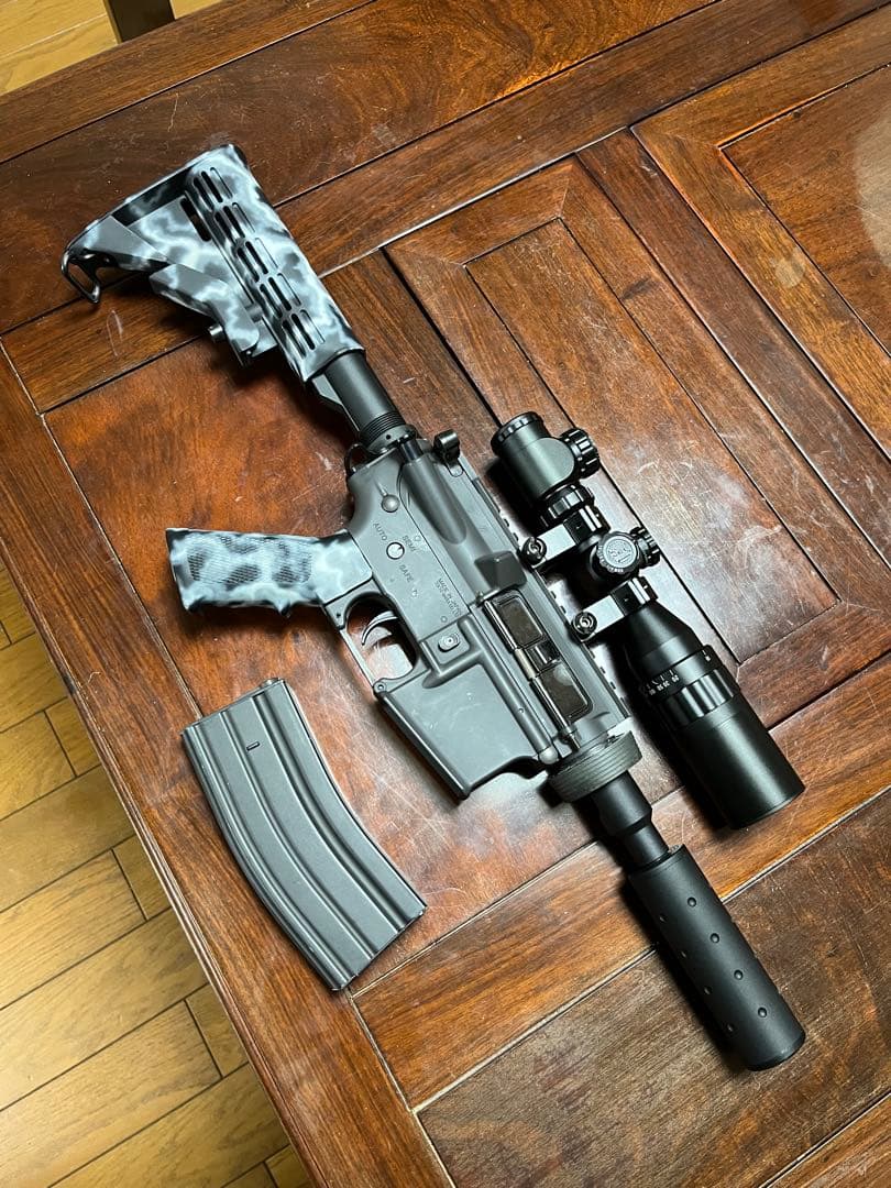 東京マルイ M4 ショート パトリオット サバゲー特化型 電動ガン 都市迷彩