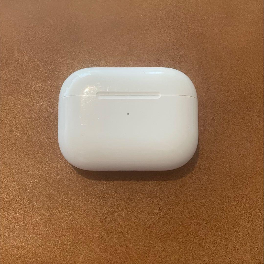 Apple AirPods Pro ケースのみ