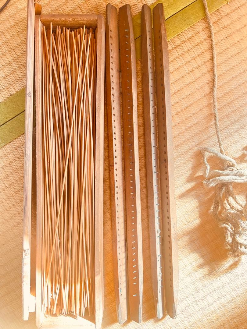 反物を張る道具張手2本と伸子290本