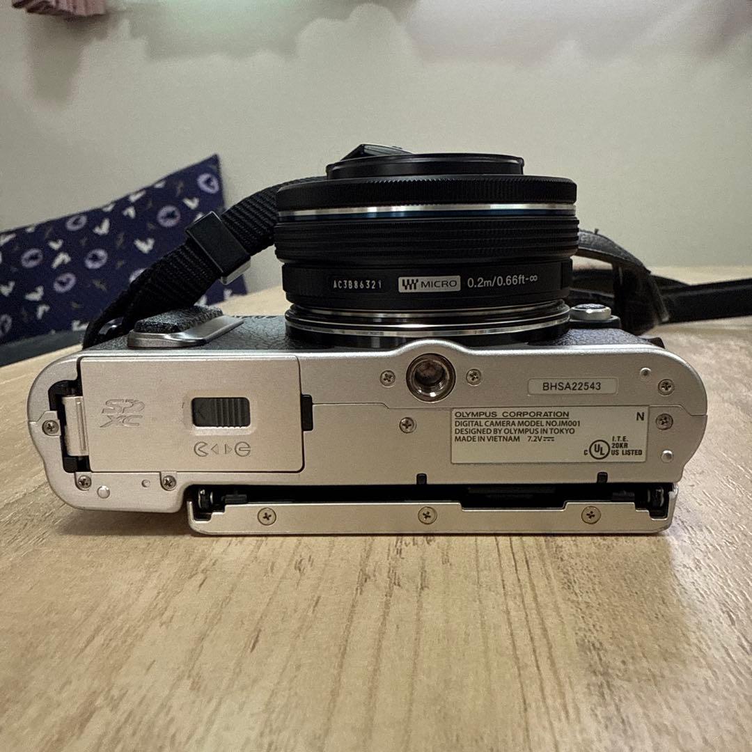 Olympus PEN E-P8ミラーレス一眼