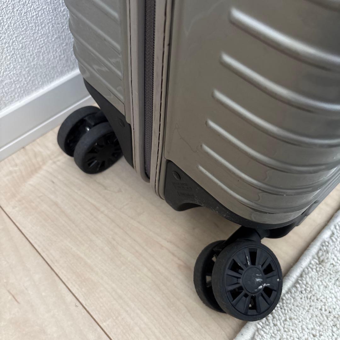 RIMOWAリモワ　スーツケース　サルサ　63L サンドゴールド　No.6464