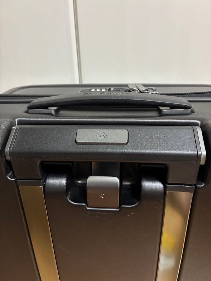 サムソナイト EVOA Z エヴォアZ スピナー55 キャリーケース