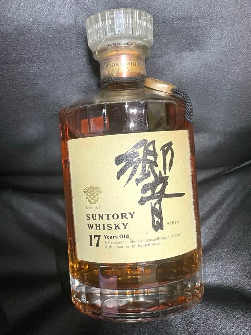 サントリー 響 17年 700ml 43% 未開封　裏ゴールドラベル　自宅保管品